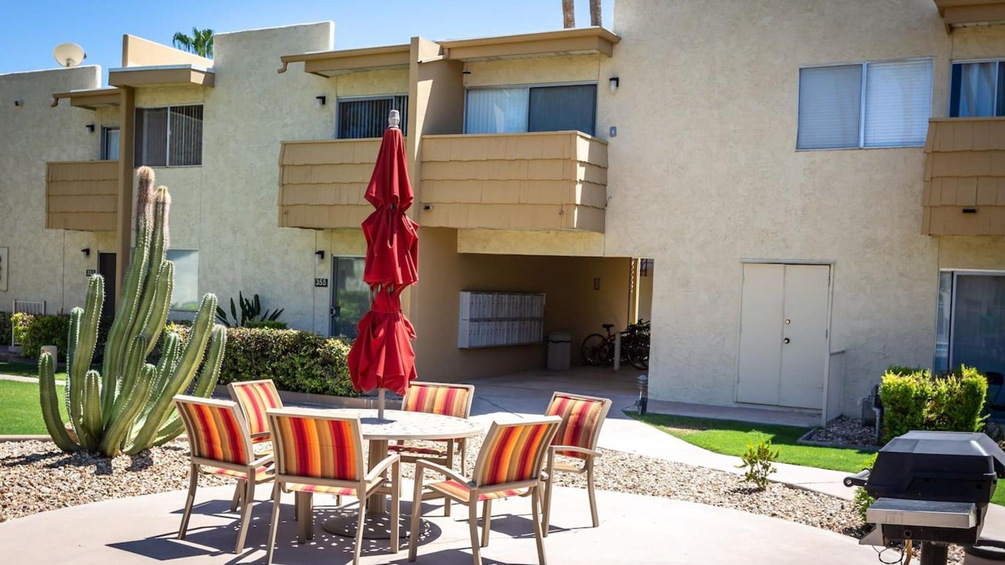 Updated Condo In A Old Town Scottsdale Location Exterior photo